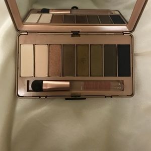 Pur eye shadow palette