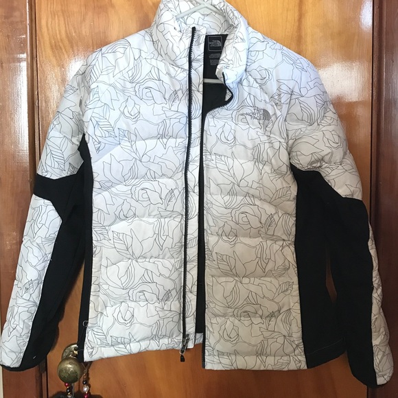 North face puffy jacket
