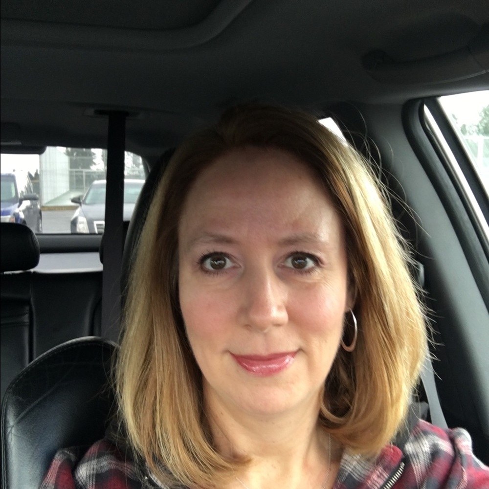 Meet your Posher, Stephanie