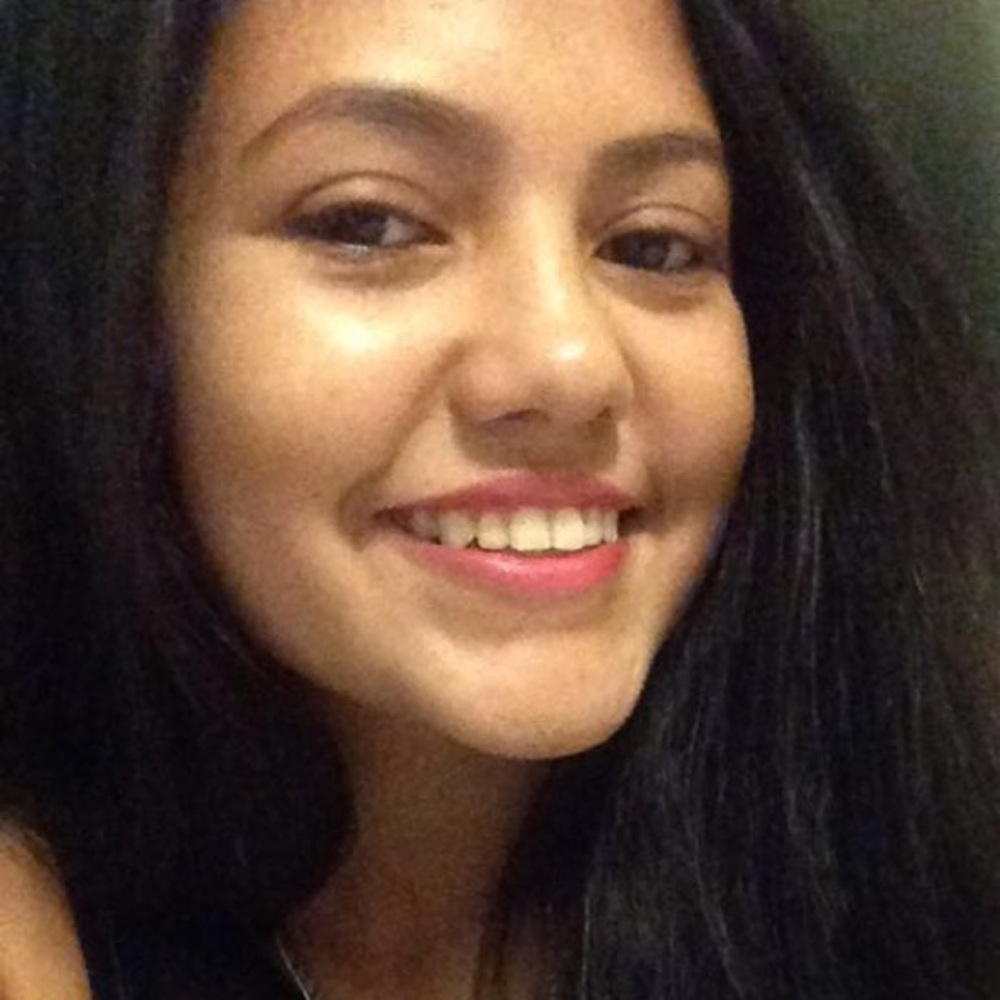 Meet your Posher, Alexandra