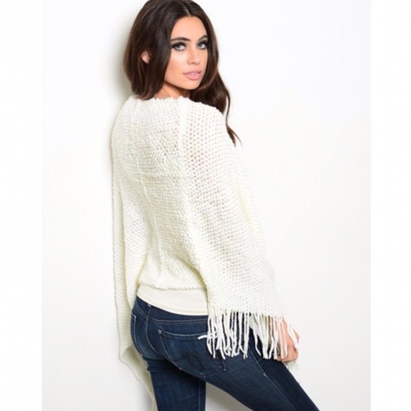 Ivory Fringe Poncho | E2 - Picture 2 of 4
