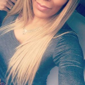 Meet your Posher, Desiree