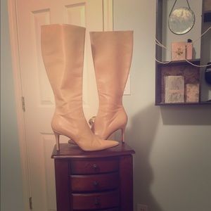 REAL LEATHER VINTAGE ANNE TAYLOR BOOTS