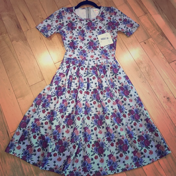 Lularoe Amelia Dress with pockets BNWT