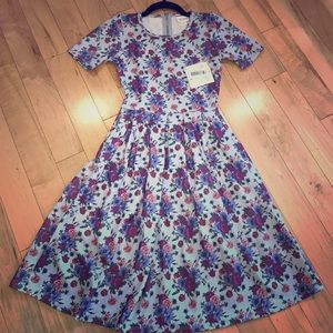 Lularoe Amelia Dress with pockets BNWT
