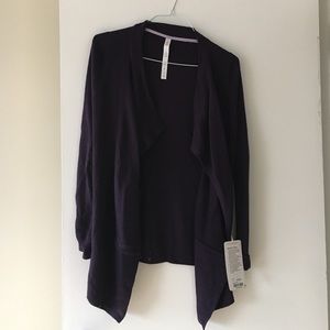 Lululemon Resolution Wrap