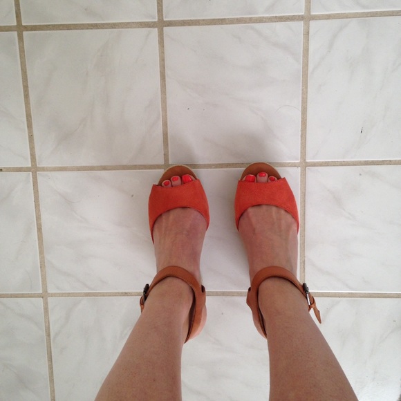 Dolce vita wedges