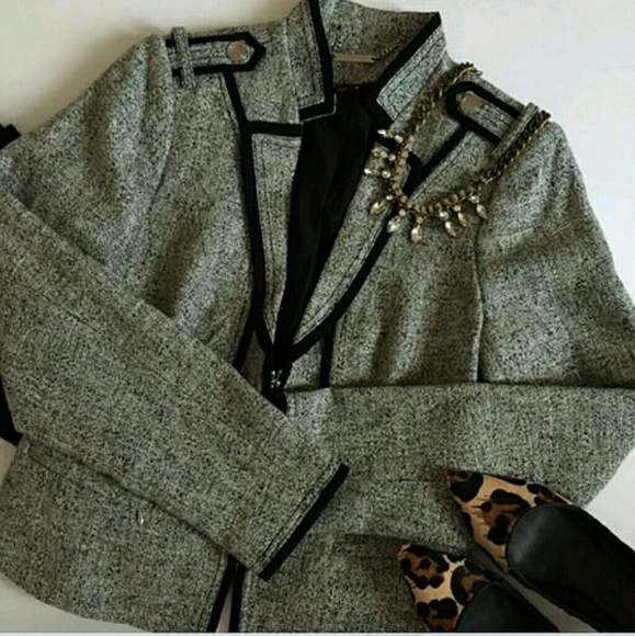 White House Black Market Jackets & Blazers - WHBM blazer!