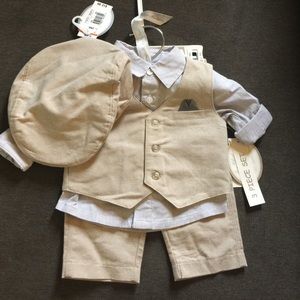 Absolutely ADORABLE infant pant and best suit 😍