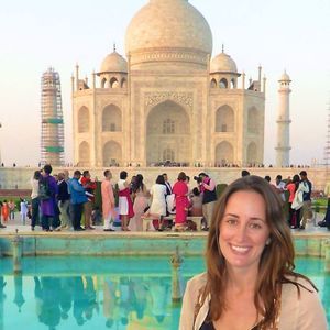 Meet your Posher, Brittany