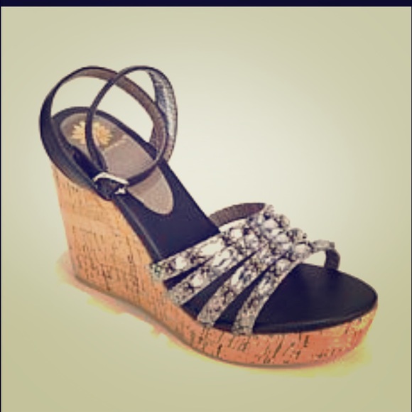 5.5 black Wedge