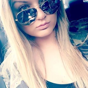 Meet your Posher, Jessica