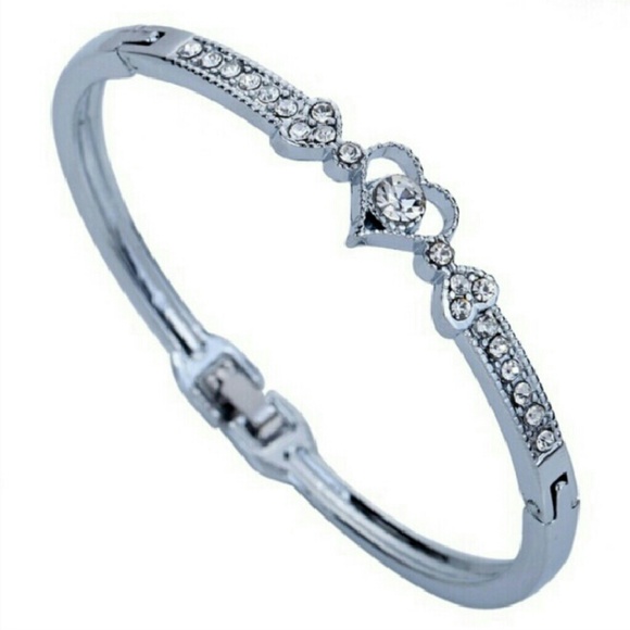New silver bracelet - Picture 1 of 3
