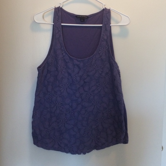 Banana Republic lace detail tank