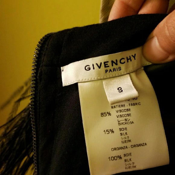 Givenchy - Picture 3 of 3
