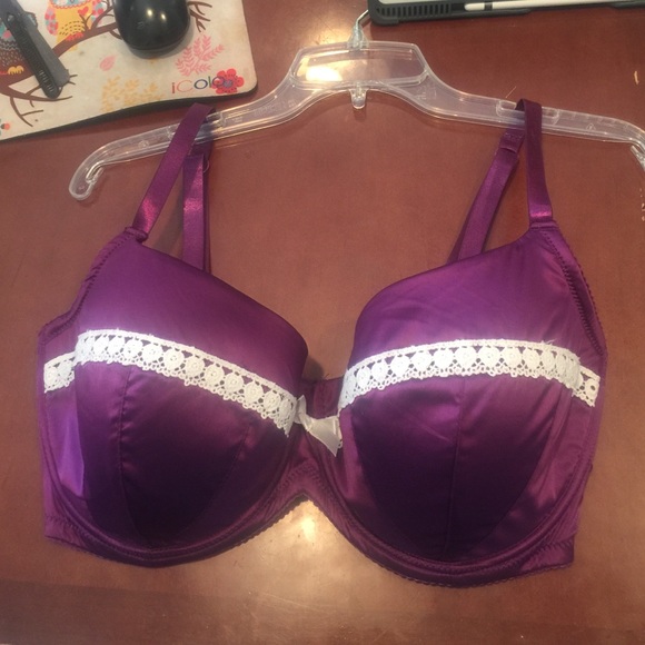 Purple/white bra. It's BlueBella . Size 36FF