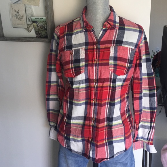 Woodsy flannel shirt