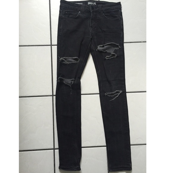 Distressed Silence+Noise skinny jeans