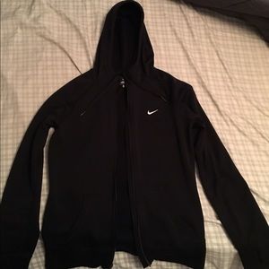 Woman's Nike black sweat shirt !