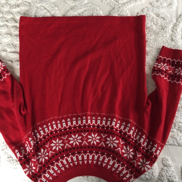 ‼SOLD‼ ☀CLEARANCE☀ Pretty seasonal sweater - Picture 3 of 4