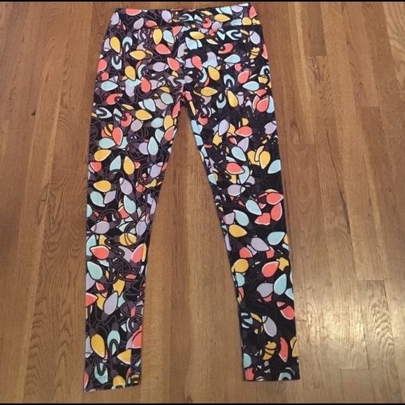 LuLaRoe Christmas Leggings- TC