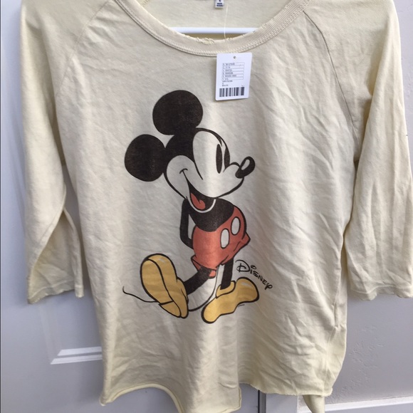 NEW urban outfitters junkfood mickey tee