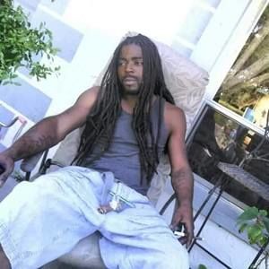 Meet your Posher, Clyde