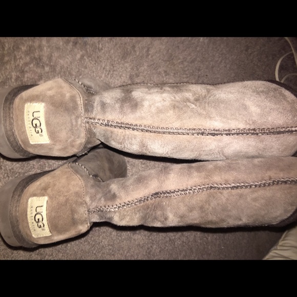 Brown Ugg boots size 7