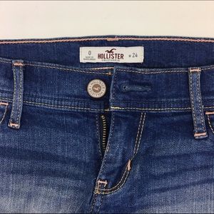 Super cute Hollister Jean shorties! 💕