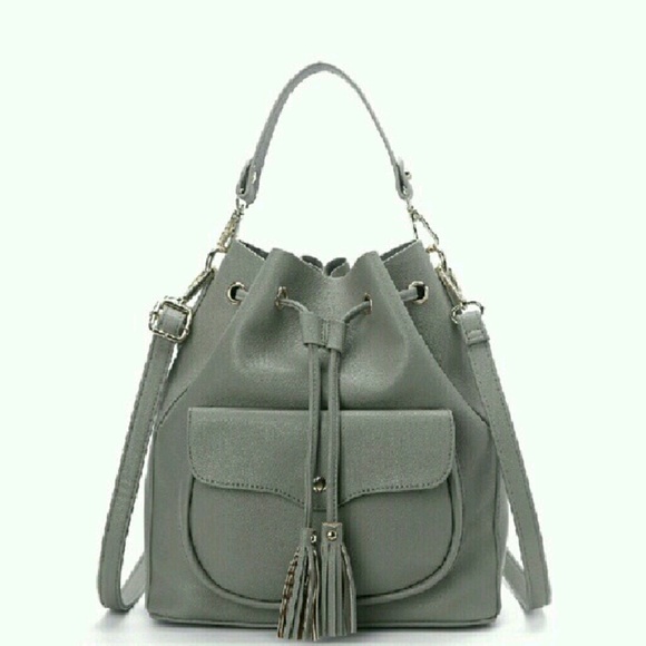 •Bucket Bag• - Picture 3 of 3