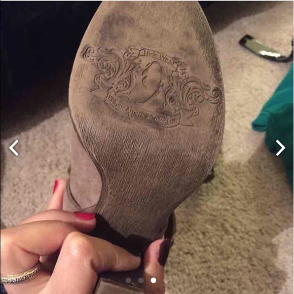 Nine west - Picture 3 of 4