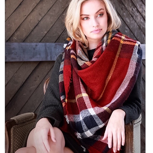 Plaid Fray Blanket Wrap Scarf - Picture 2 of 3