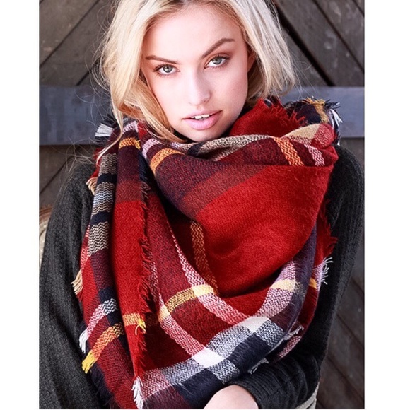 Plaid Fray Blanket Wrap Scarf - Picture 3 of 3