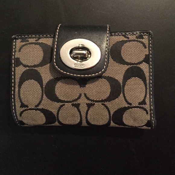 Authentic Coach wallet