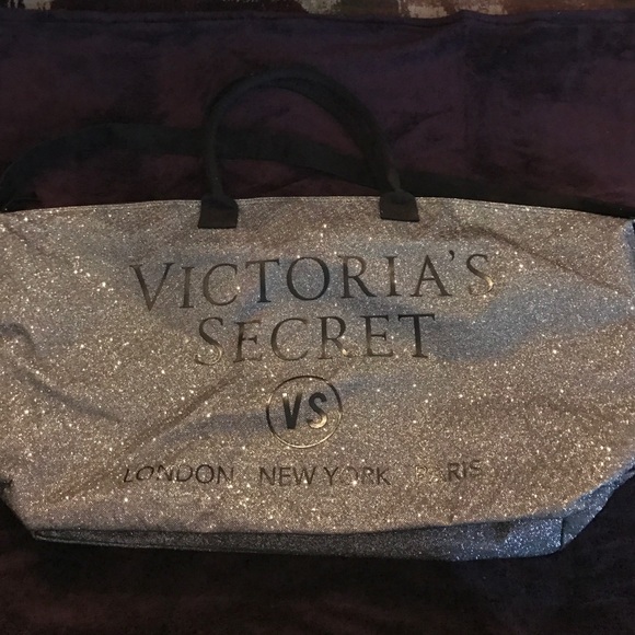 Victoria's Secret weekender tote