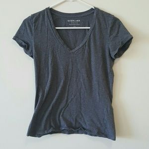 Everlane charcoal tee
