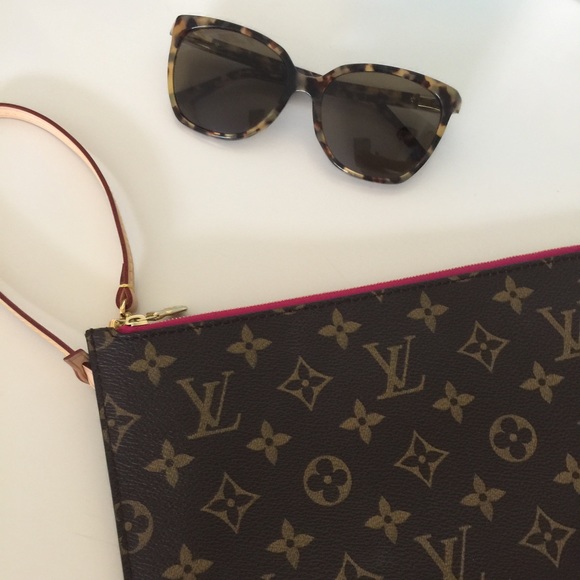 S A L E • Monogram & Fuchsia LV Neverful GM Pouch