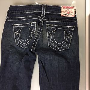 True Religion 'Stella Big T' skinny jeans 24