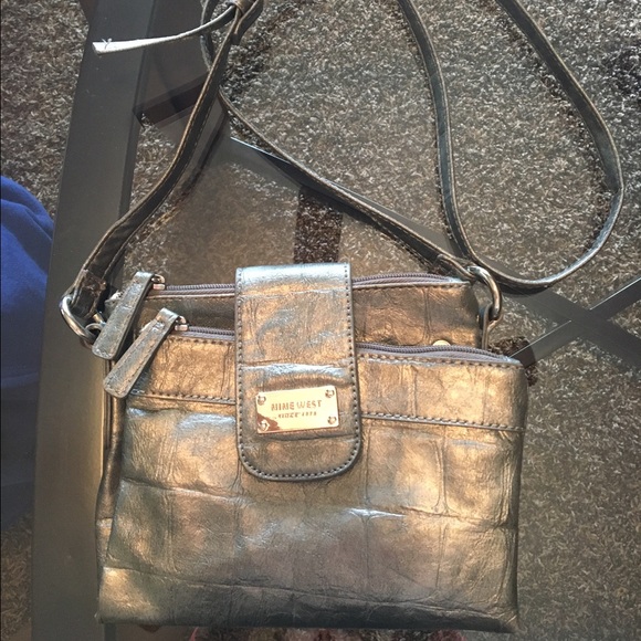 Cross body purse