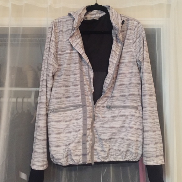 Mondetta workout windbreaker jacket