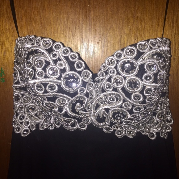 Strapless Prom Dress - Picture 2 of 4