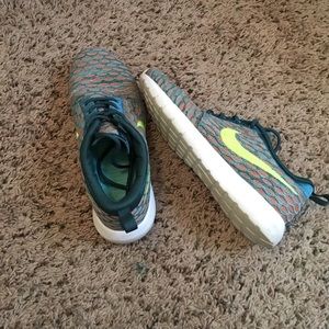 Nike Roshes