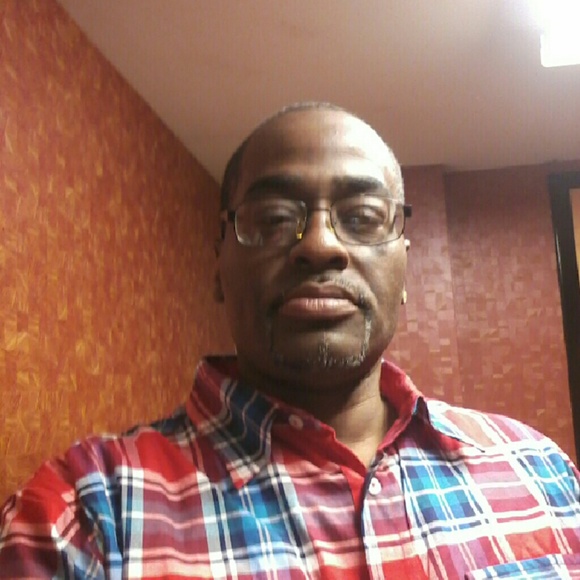 Meet your Posher, Robert - Picture 1 of 1