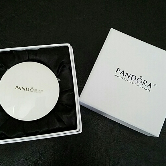 Pandora Porcelain & Outer Box set
