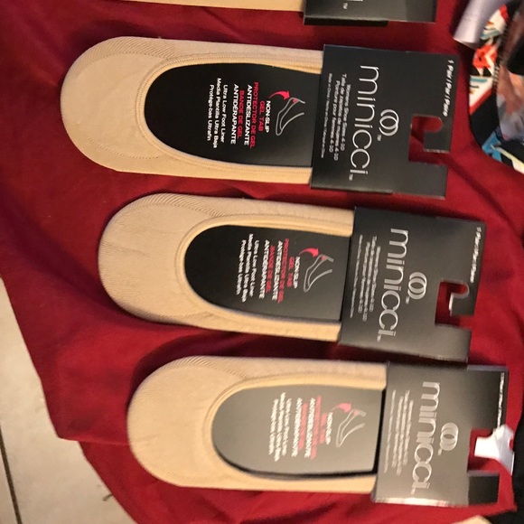 Foot liners