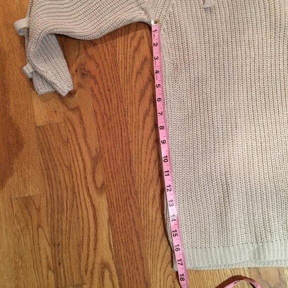 Murmur Lace Up Chunky Sweater - Picture 3 of 4