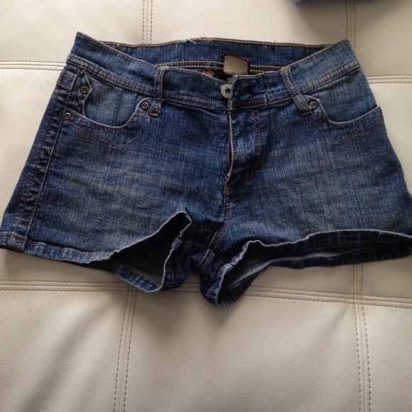 Bongo jean shorts! - Picture 3 of 3