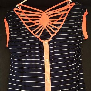 Women's Top