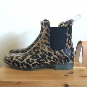 J. Crew Chelsea Leopard Rain Boots 9