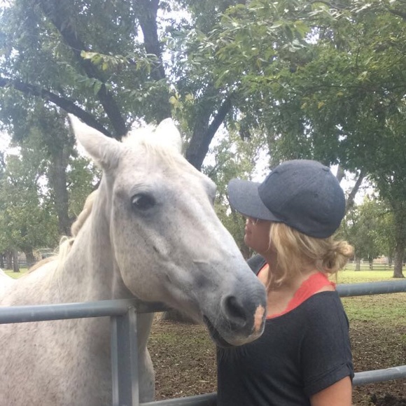 Meet your Posher, Armi - Picture 2 of 2